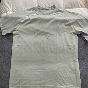 LULU LEMON metal vent tech ss